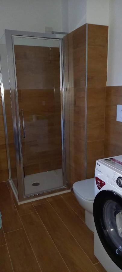 Spilamberto 6B - 12Mins From San Donato M3 Station Apartment Сан Донато Миланезе Екстериор снимка